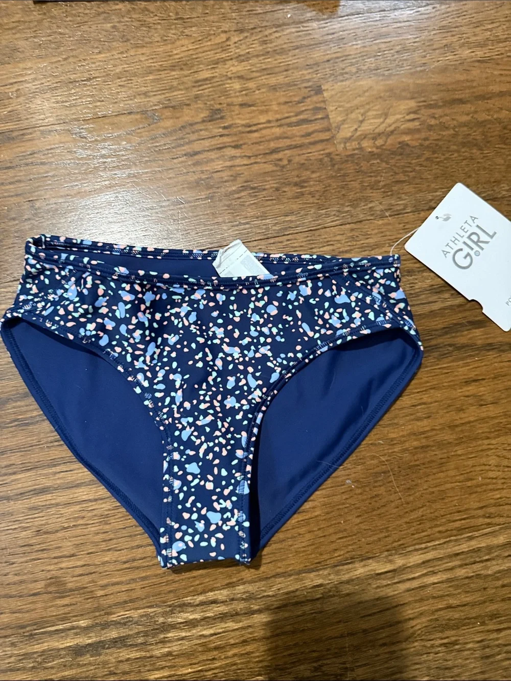 Athleta bottoms fit easy